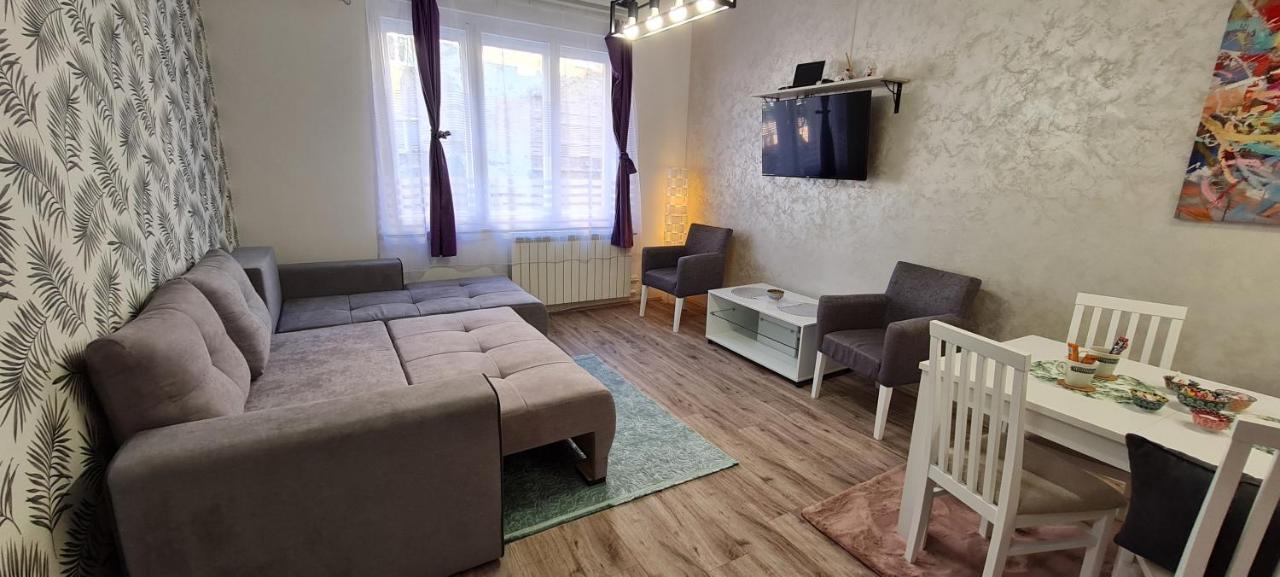 Julija Apartment ベオグラード エクステリア 写真